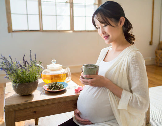 妊娠初期のつわりや体の不調解消!ハーブティーの効果と選び方